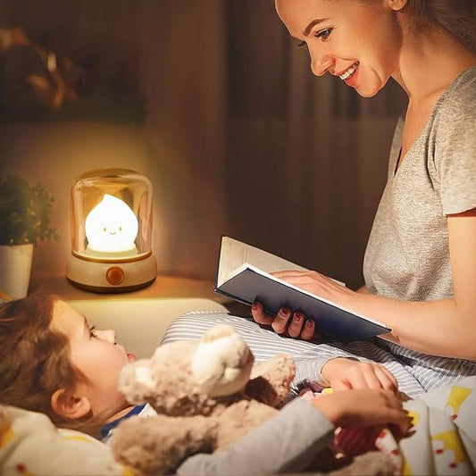 maman enfant veilleuse bebe petite flamme