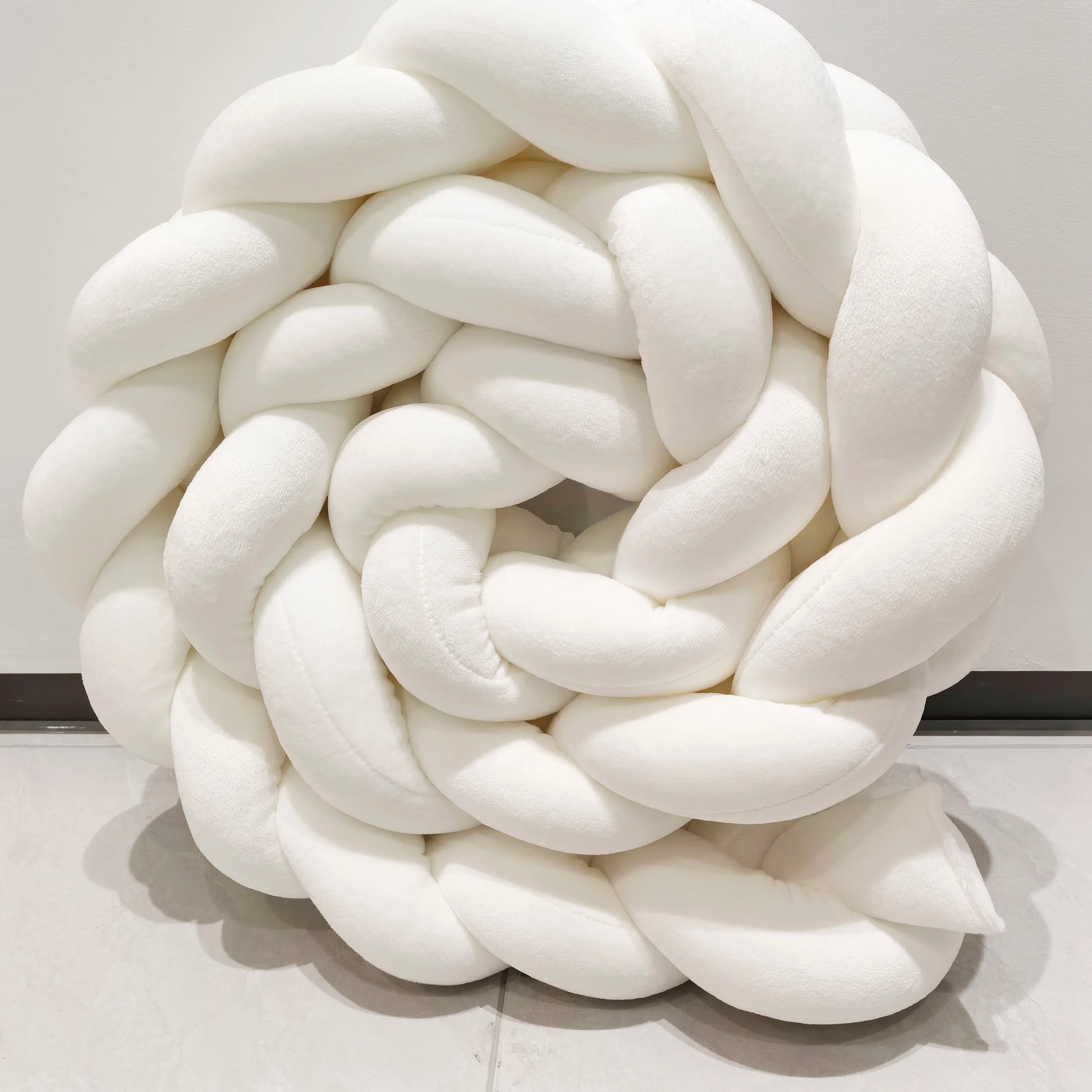 tresse-de-lit-bebe-blanc