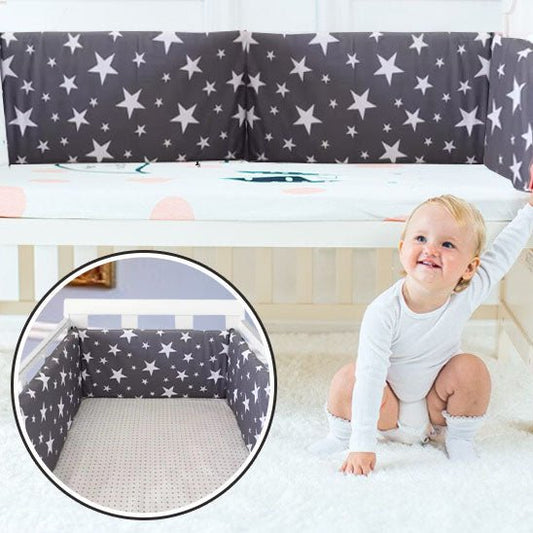 bebe assis tour de lit bordure etoiles
