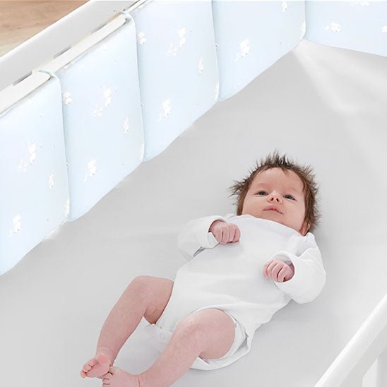 bebe couche berceau tour de lit bleu