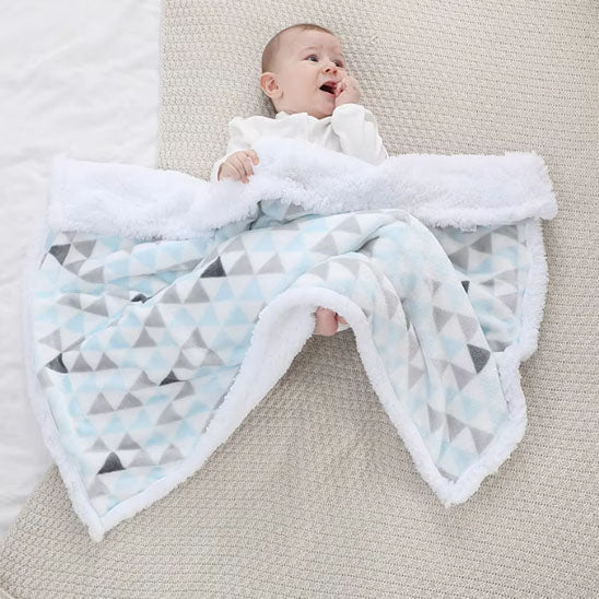 bebe couche bouge couverture bebe