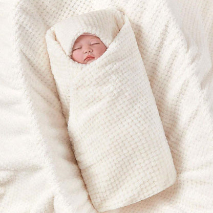 bebe emmaillote couverture bebe blanche