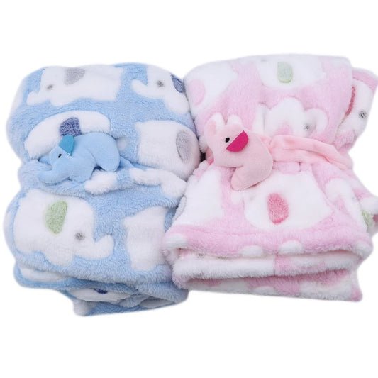 couverture bebe rose bleu enroulee