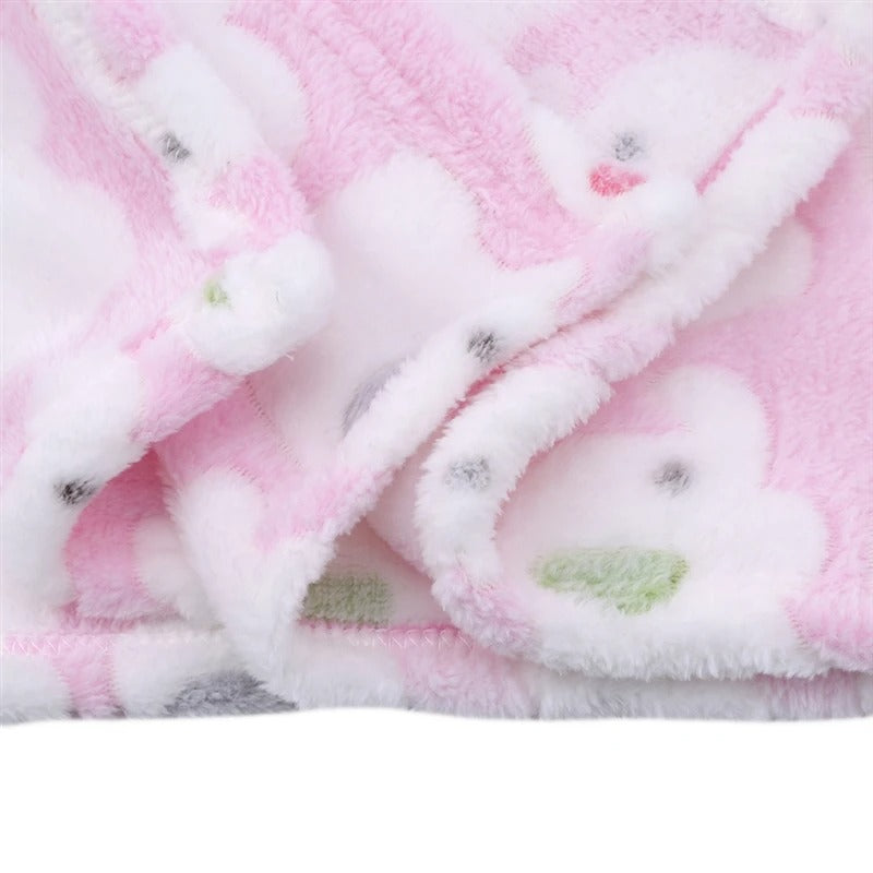 couverture bebe rose plie avec elephants