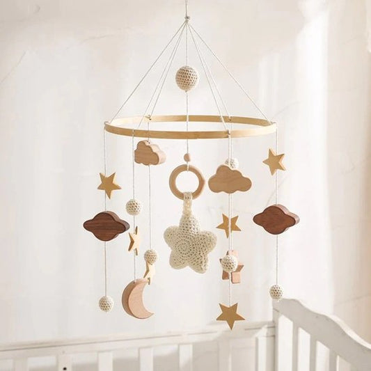 Mobile bebe univers étoiles nuages