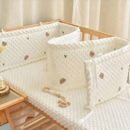 TOUR DE LIT/OURSON PAISIBLE